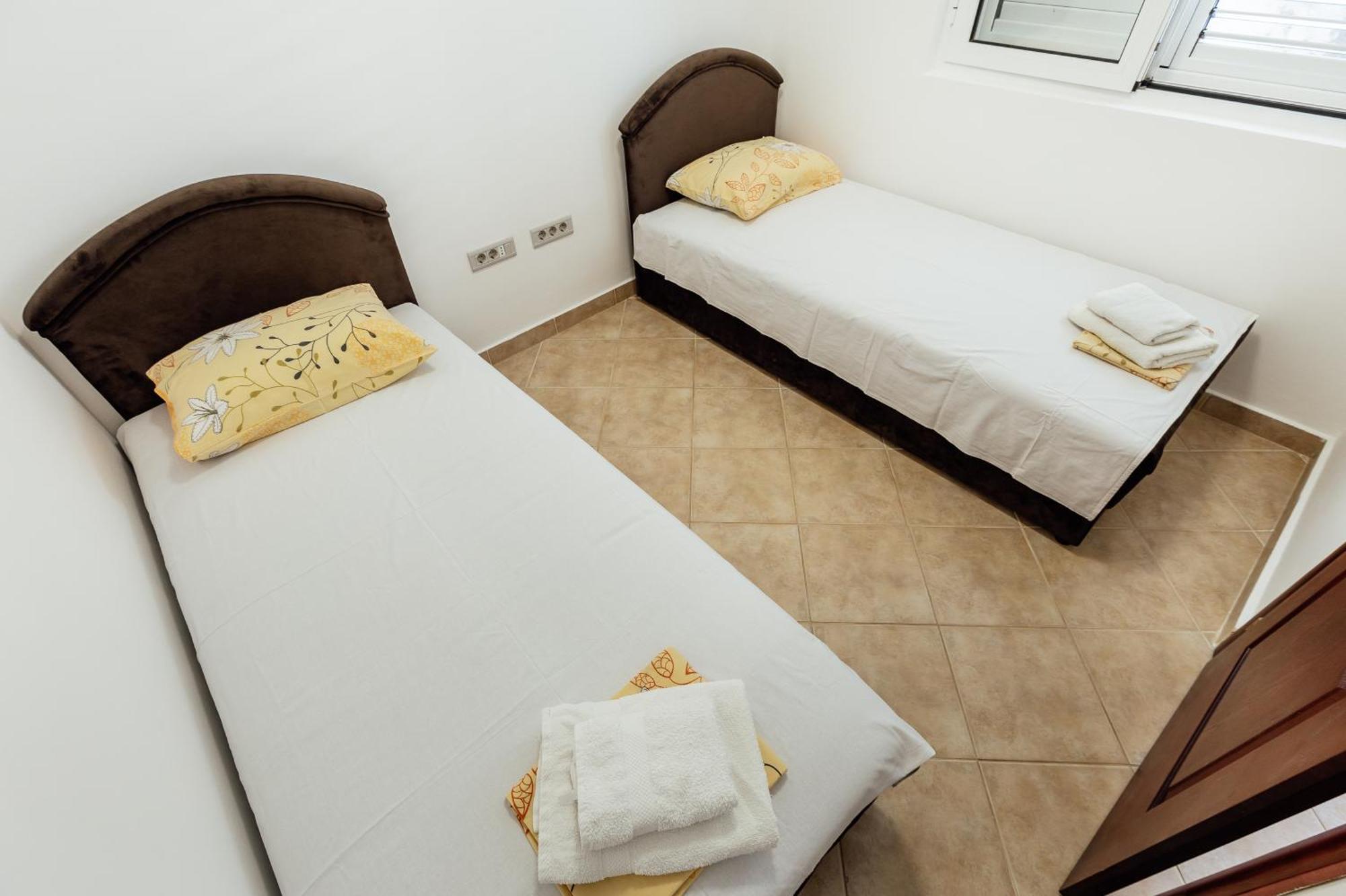 Premium Spot Apartments Herceg Novi Quarto foto