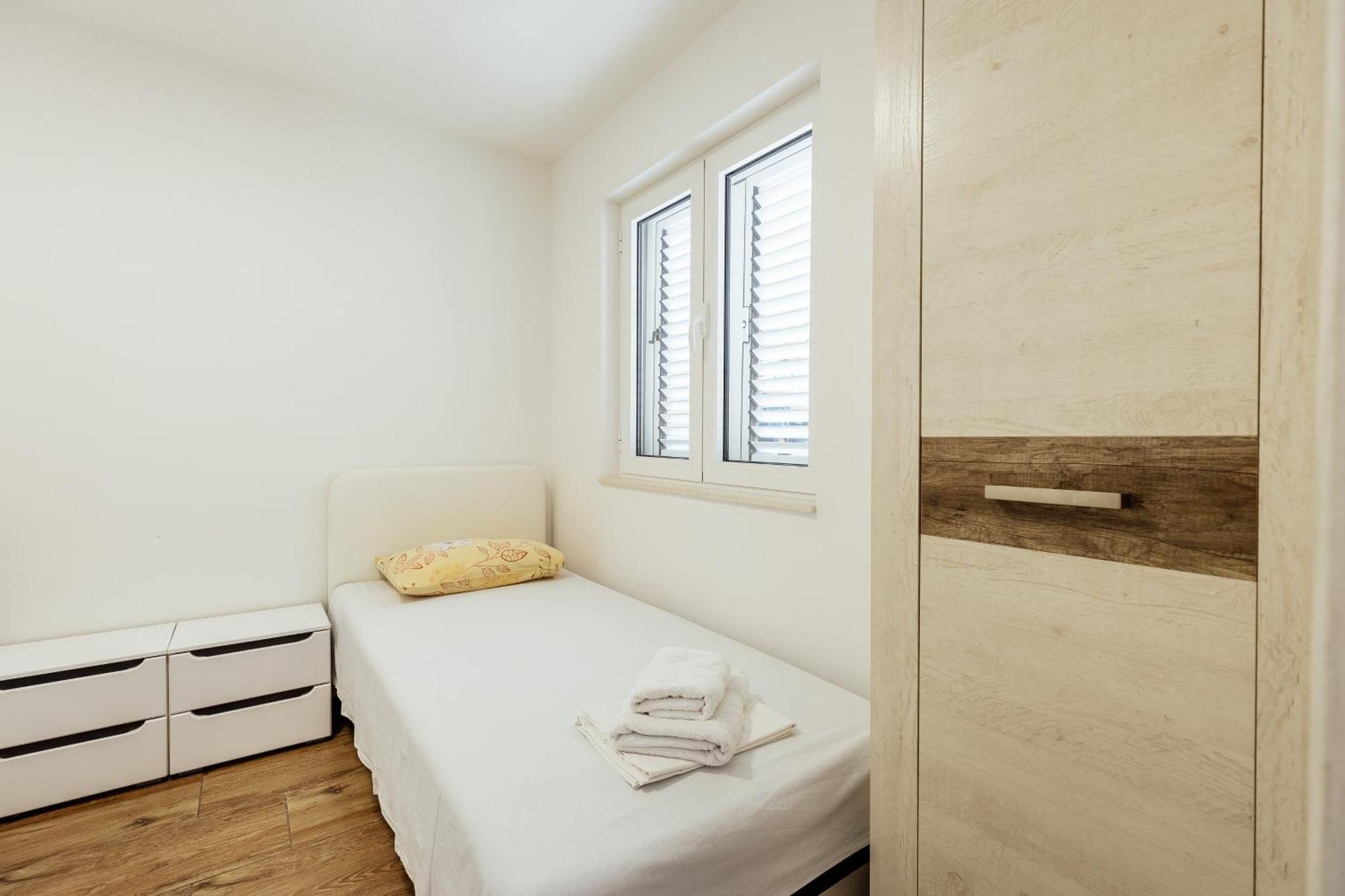 Premium Spot Apartments Herceg Novi Quarto foto