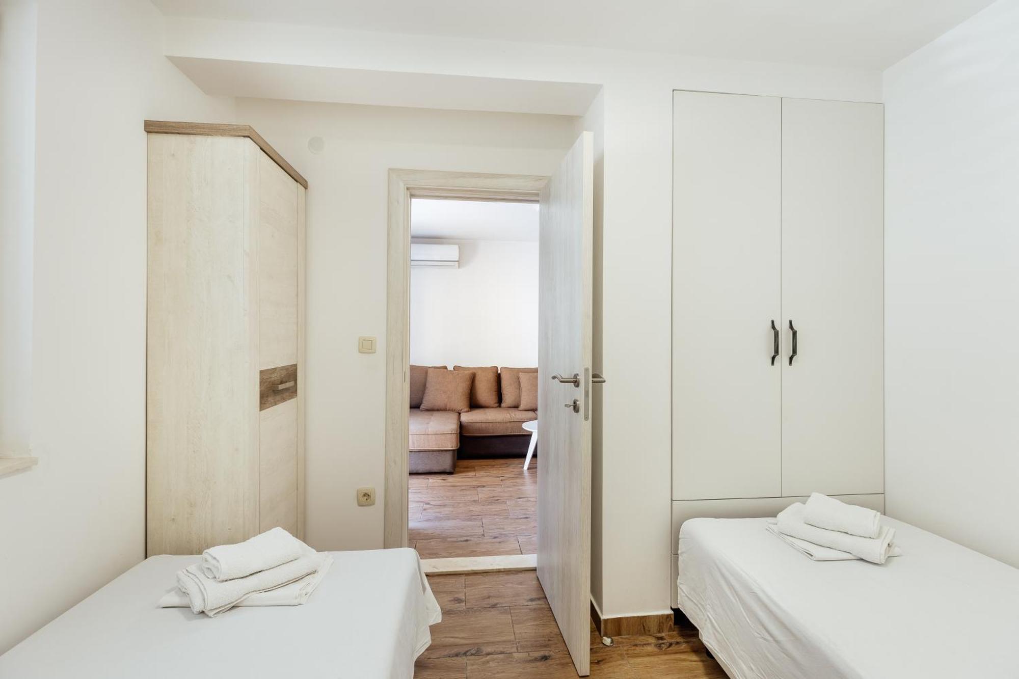 Premium Spot Apartments Herceg Novi Quarto foto